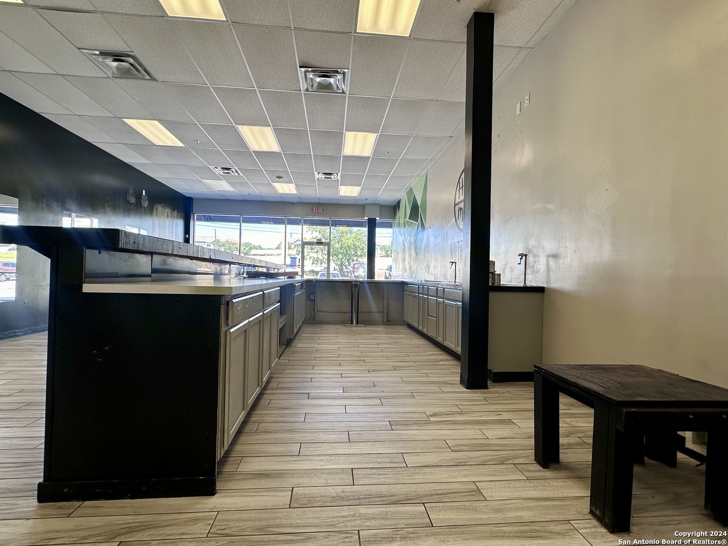 8142 Shin Oak Live Oak TX 78233