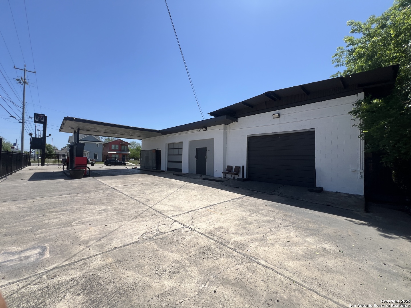 1850 E Houston Street San Antonio TX 78202