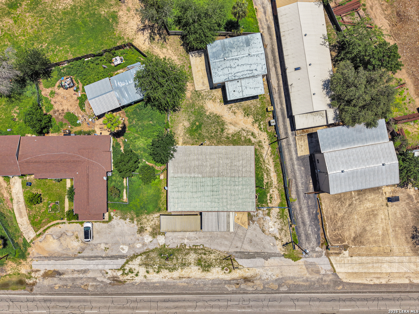 710 N Teel Devine TX 78016