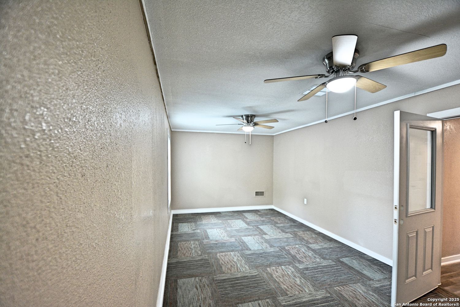 1111 N Walnut New Braunfels TX 78130