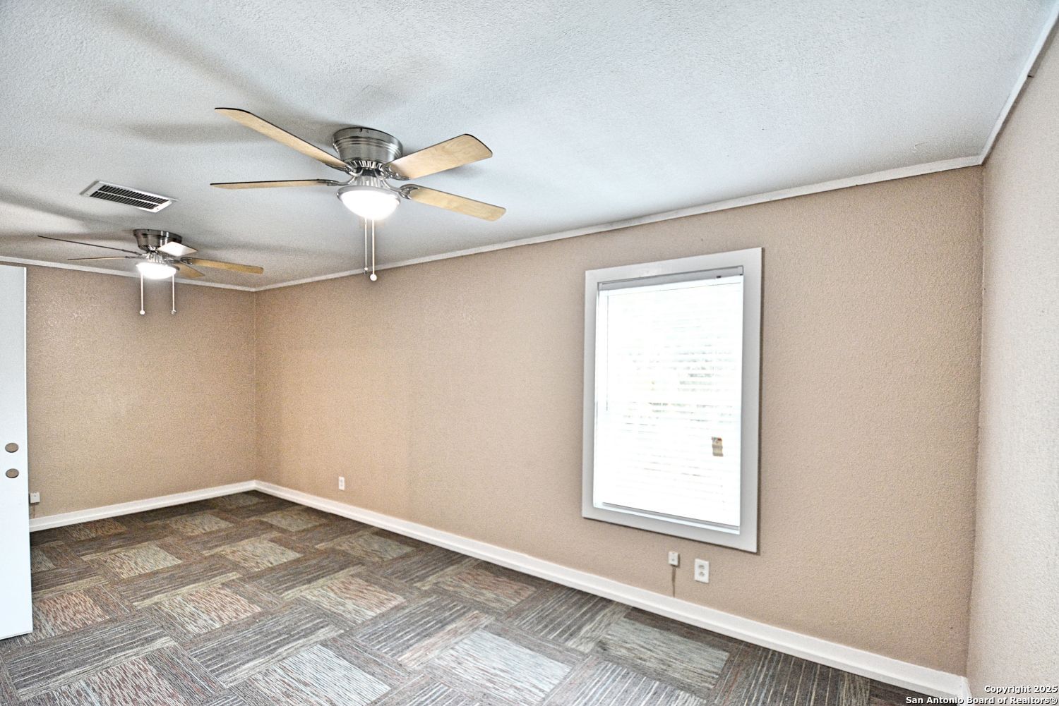 1111 N Walnut New Braunfels TX 78130