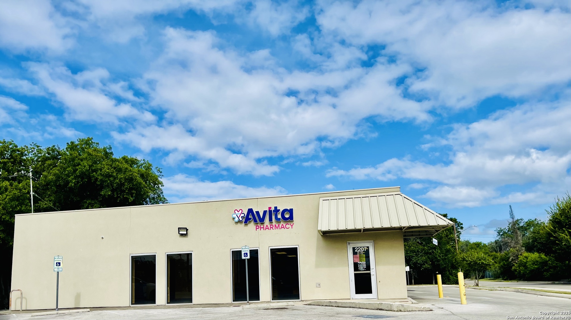 2207 S Zarzamora San Antonio TX 78207