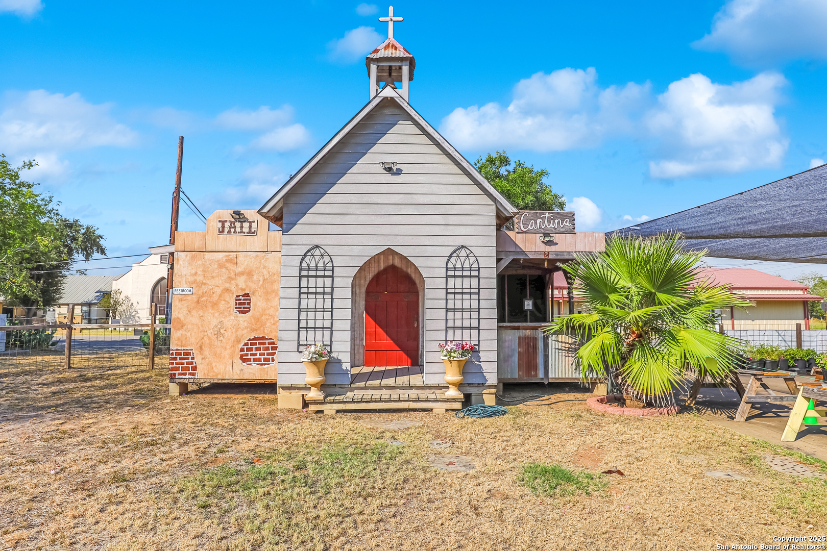 431 Avenue F Poteet TX 78065