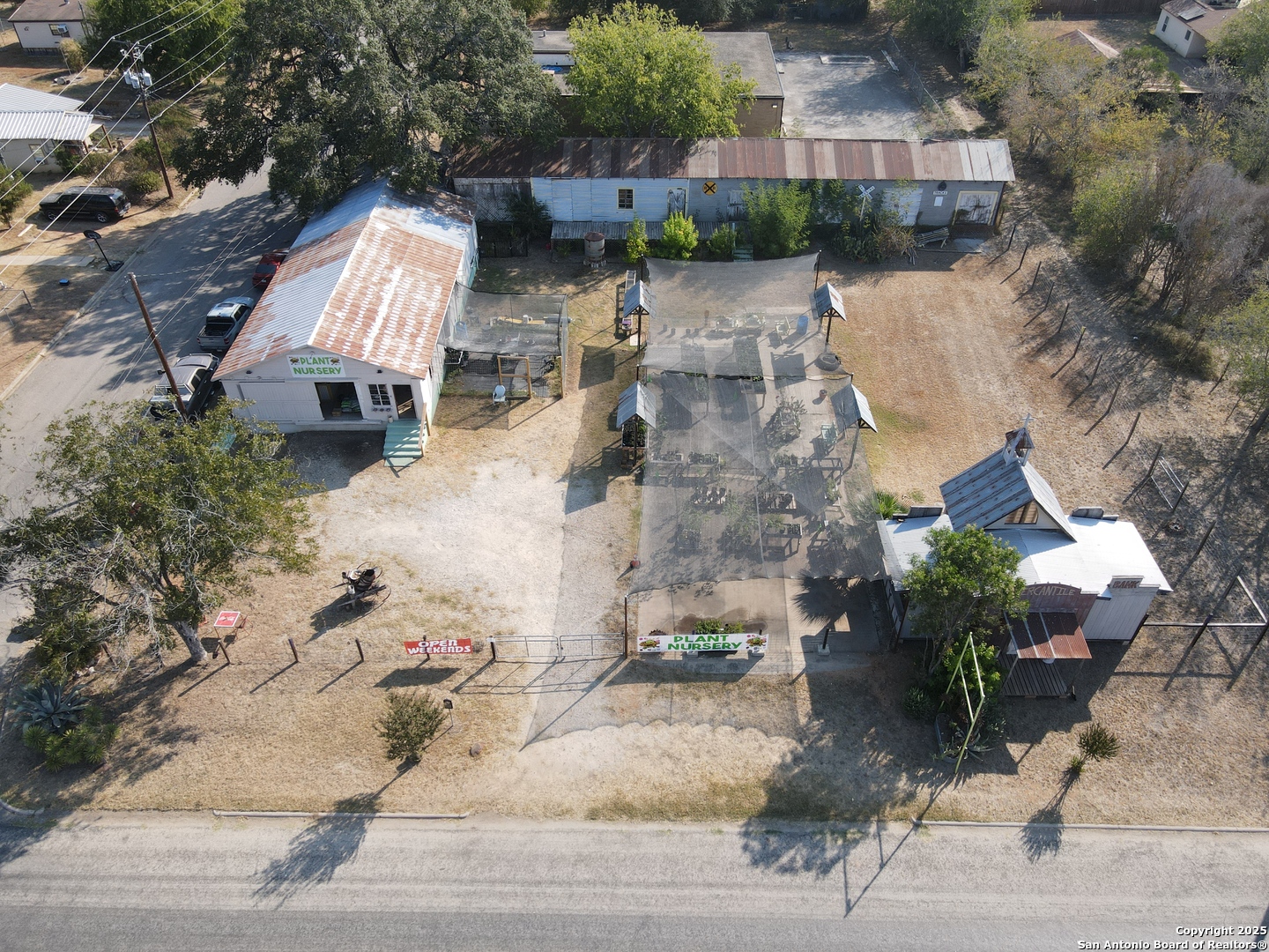 431 Avenue F Poteet TX 78065