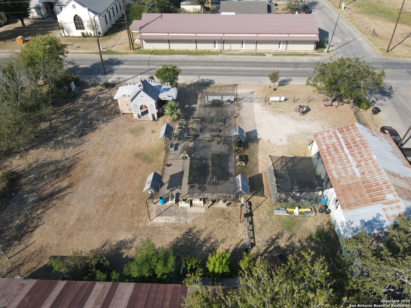 431 Avenue F Poteet TX 78065