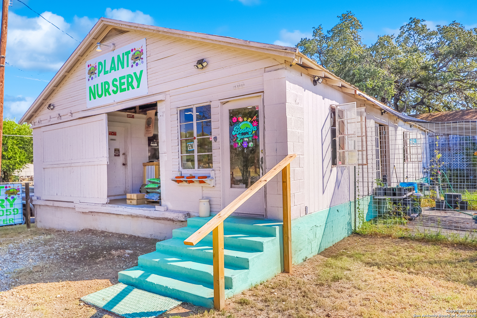 431 Avenue F Poteet TX 78065