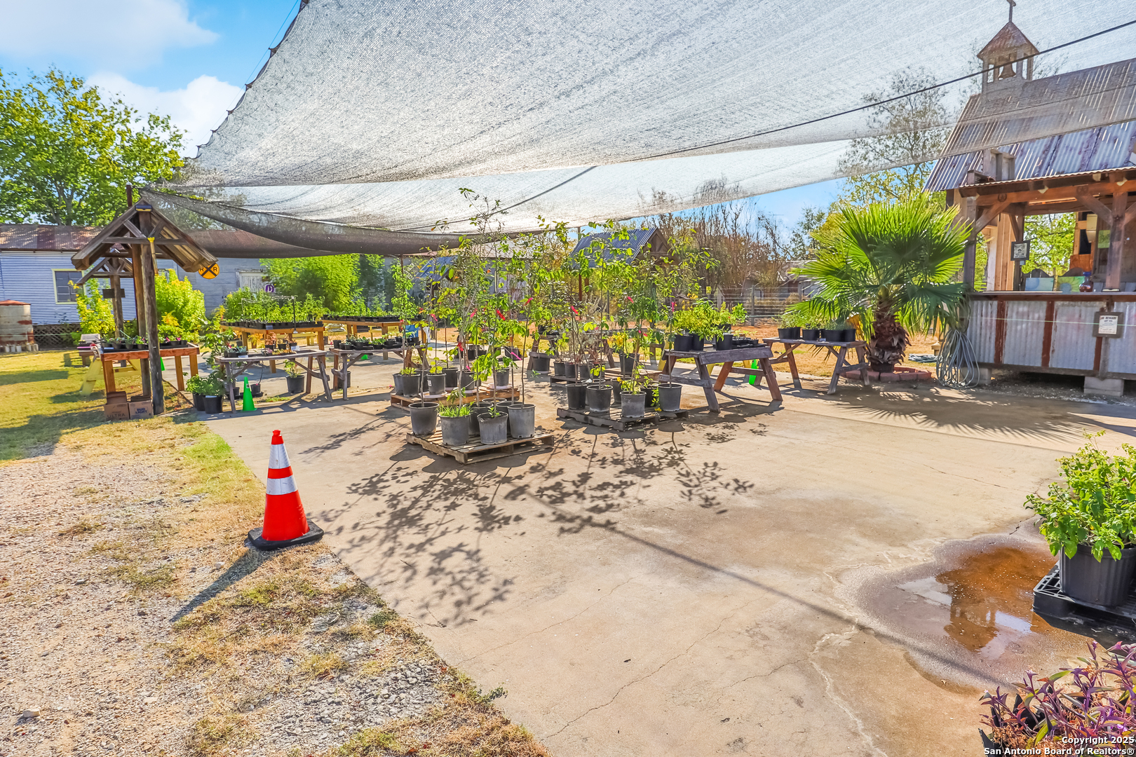 431 Avenue F Poteet TX 78065