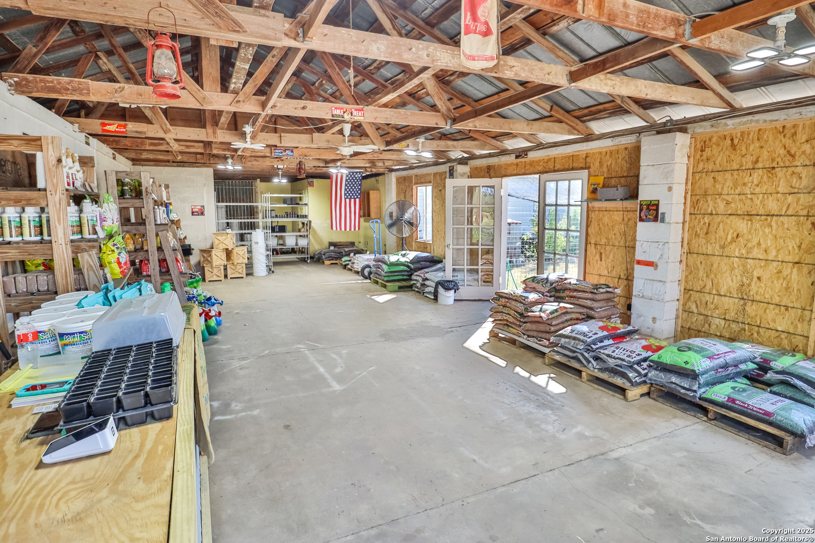 431 Avenue F Poteet TX 78065