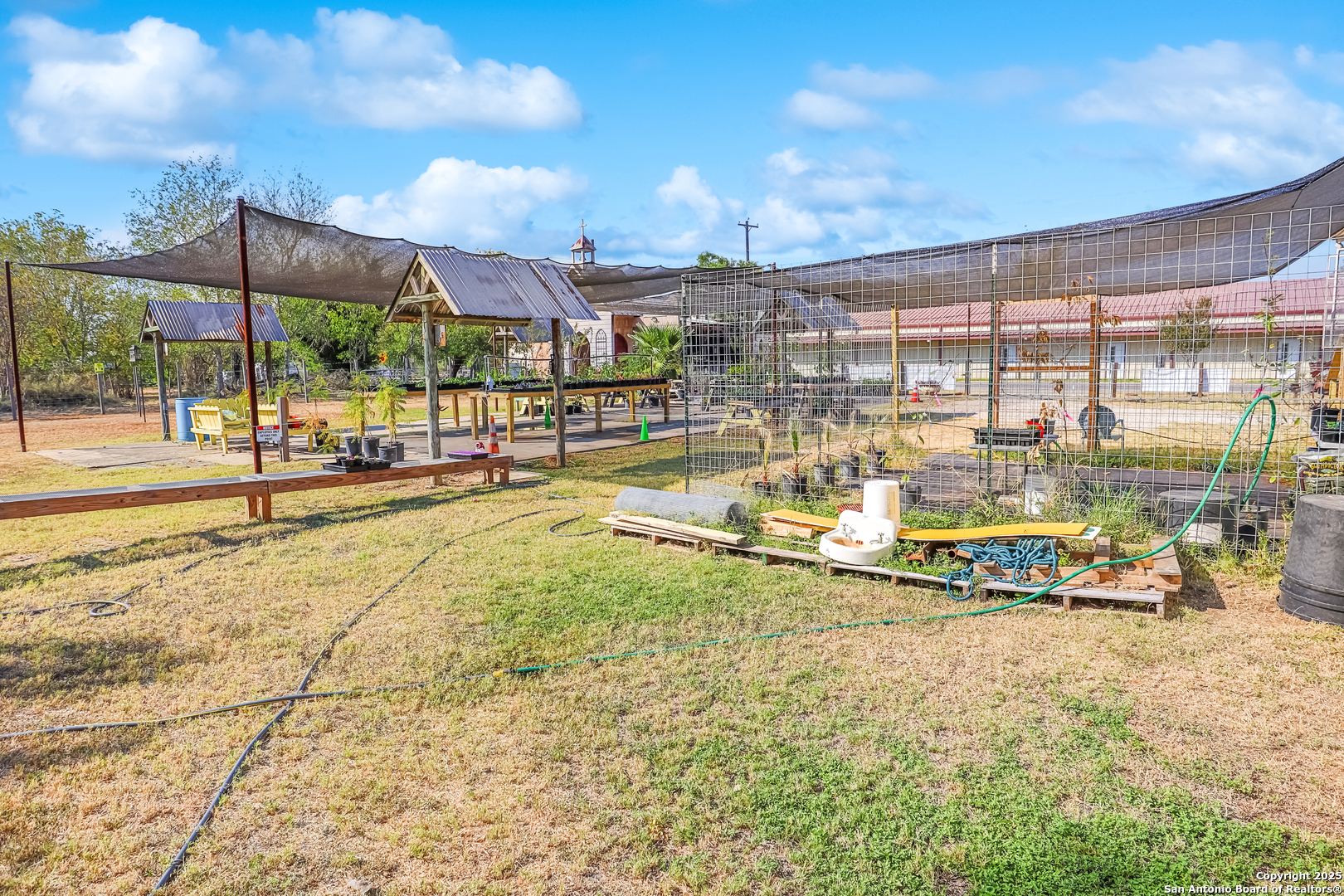 431 Avenue F Poteet TX 78065