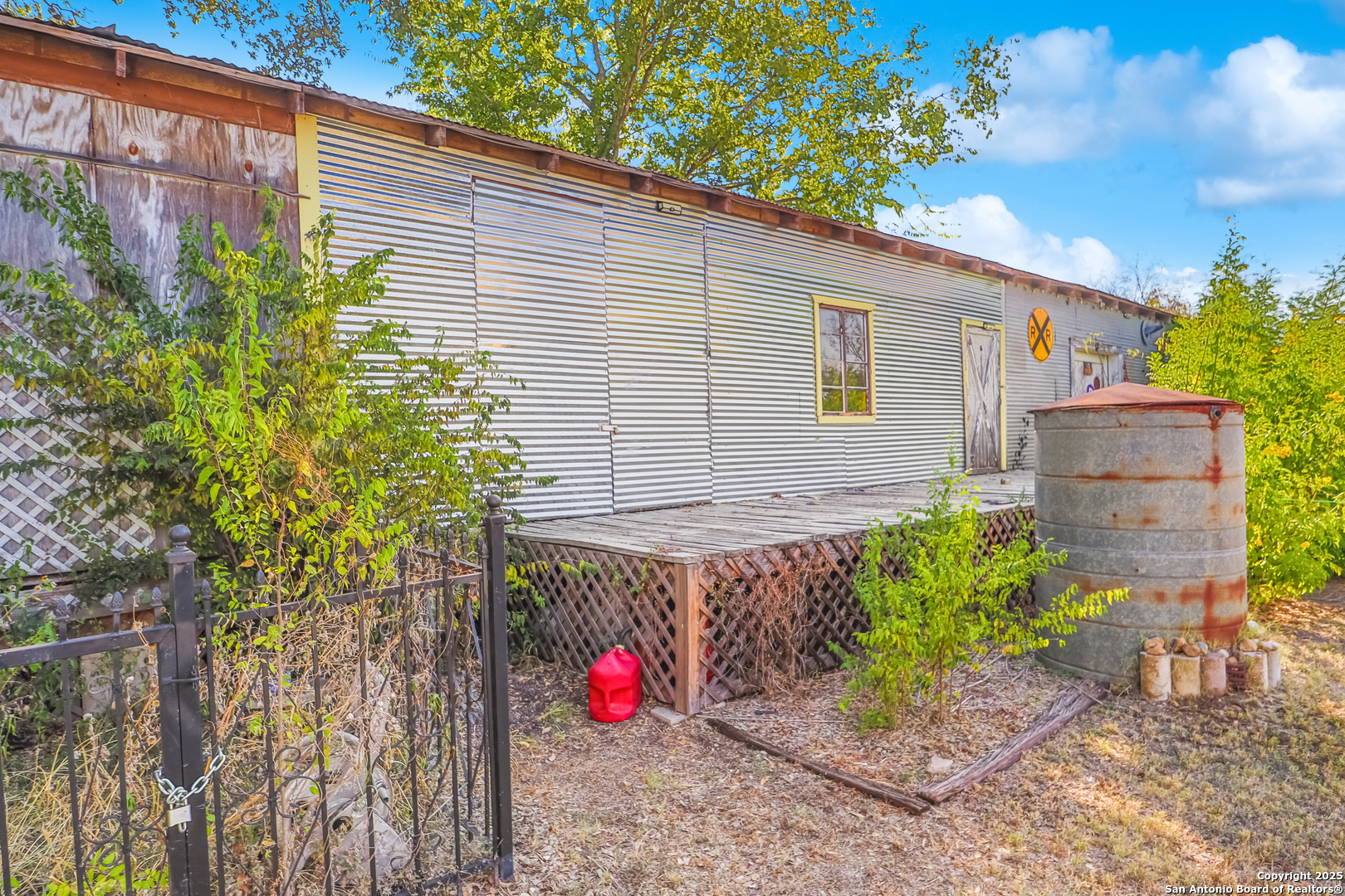 431 Avenue F Poteet TX 78065