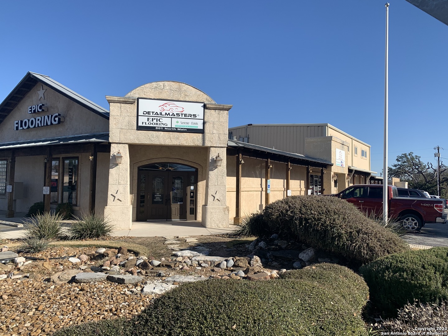 801 N Main Street Boerne TX 78006