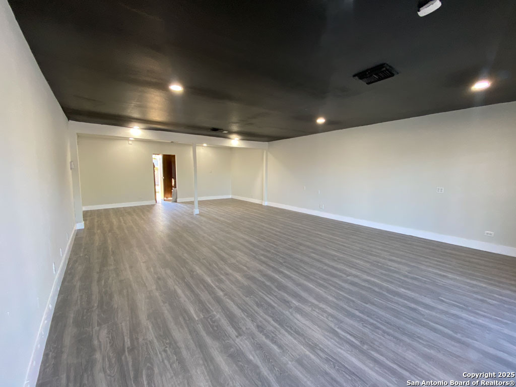 129 Bandera San Antonio TX 78228