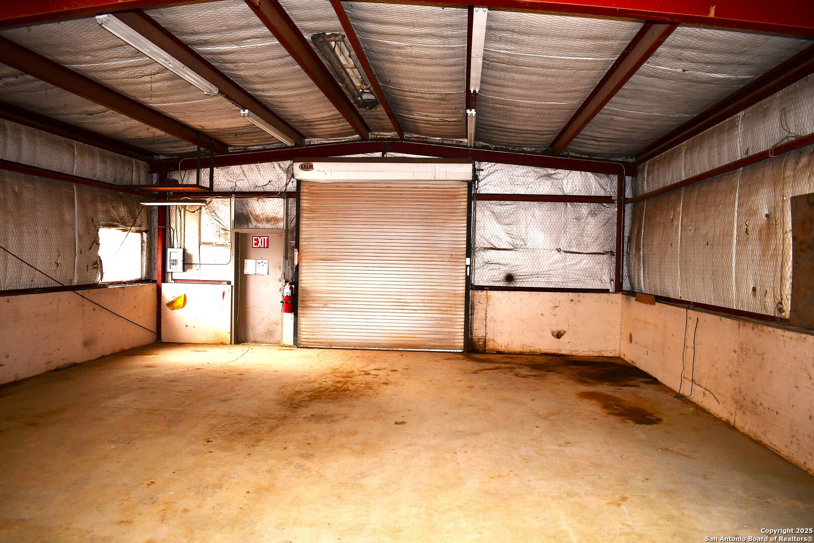 16776 S Ih 35 Dilley TX 78017