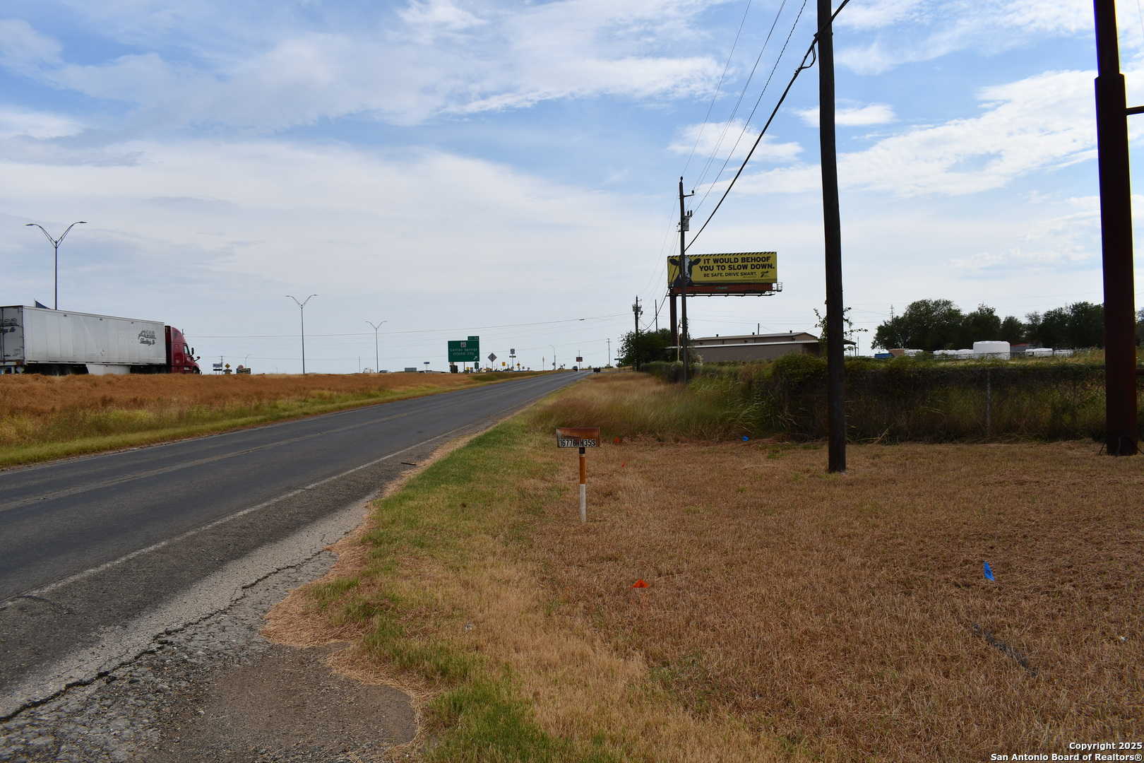 16776 S Ih 35 Dilley TX 78017