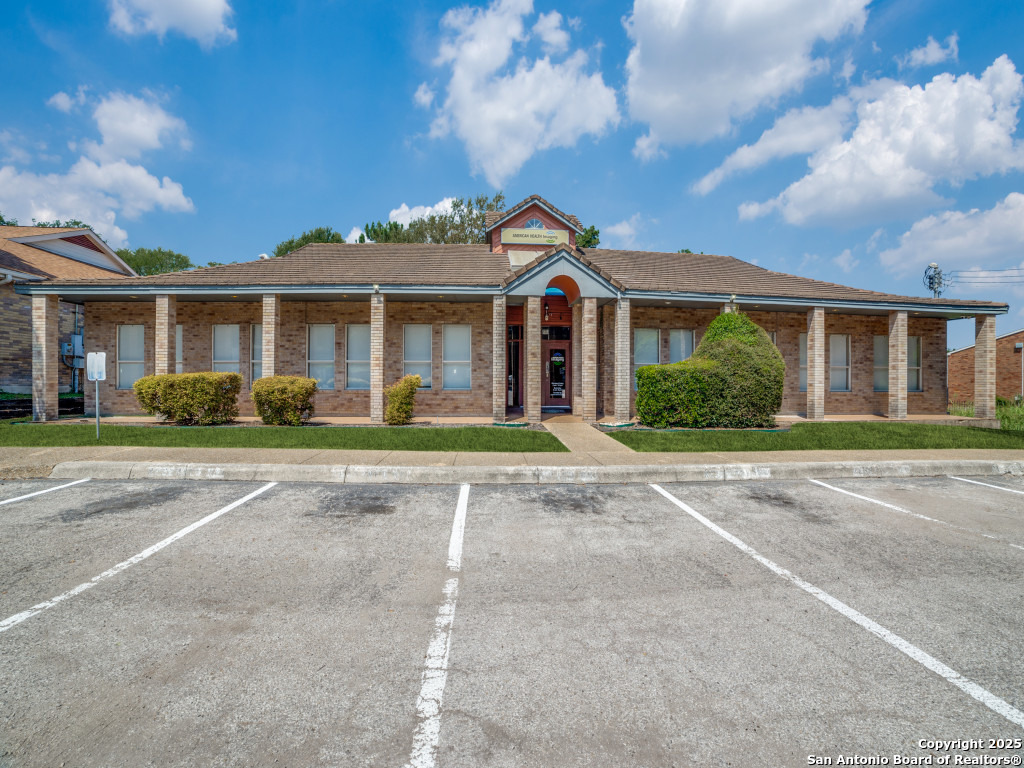 8627 Cinnamon Creek San Antonio TX 78240