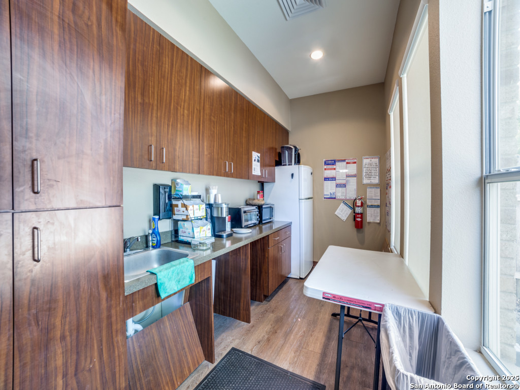 8627 Cinnamon Creek San Antonio TX 78240