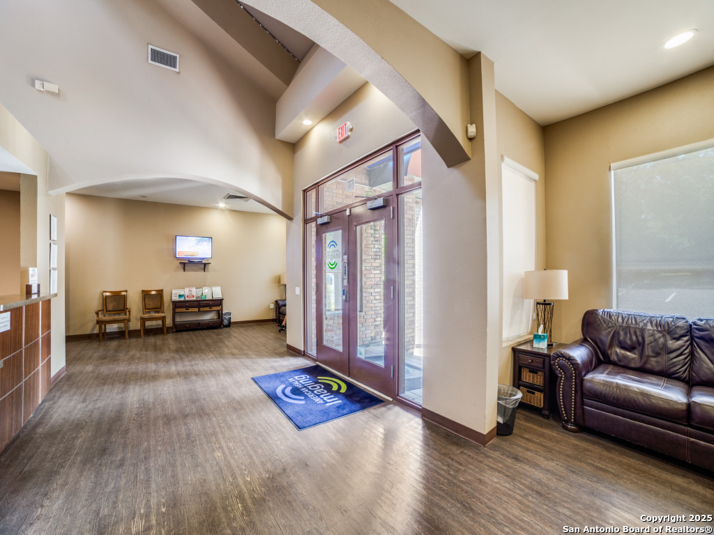 8627 Cinnamon Creek San Antonio TX 78240