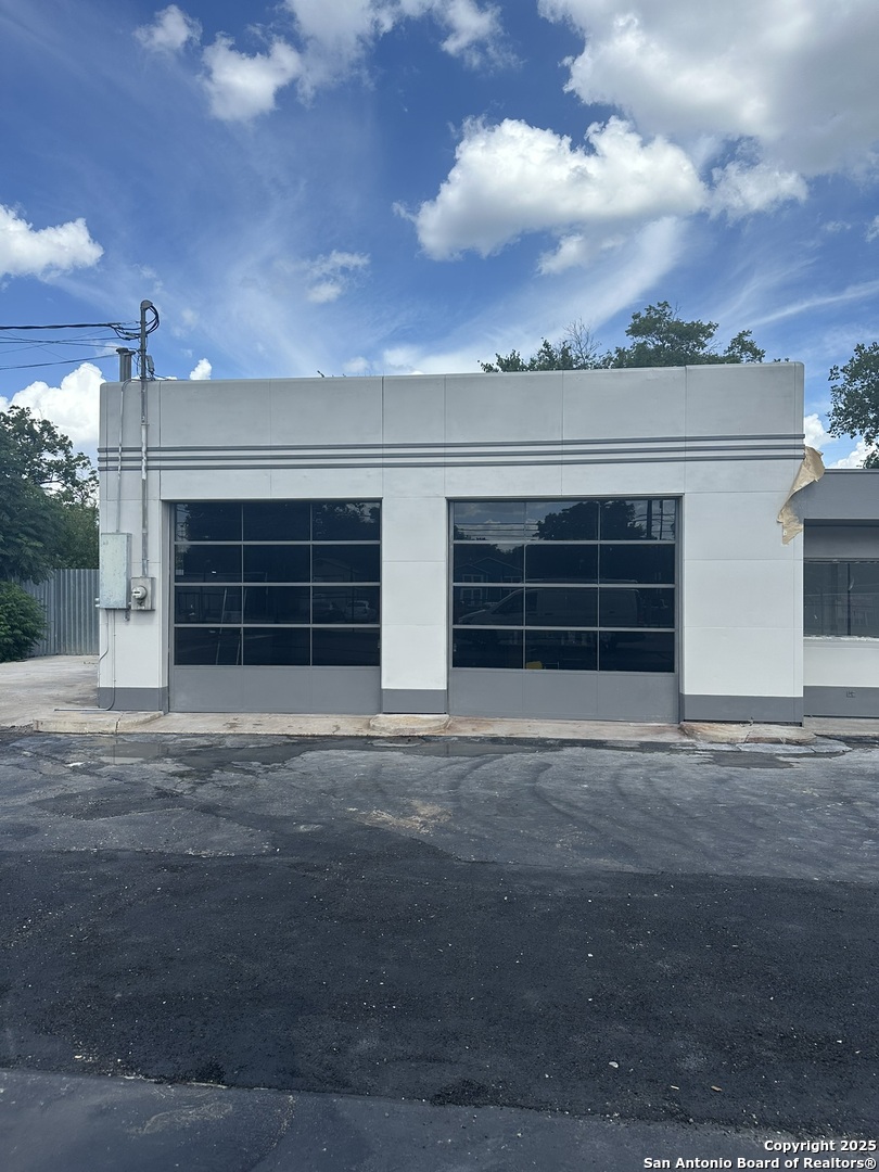 1704 West Avenue San Antonio TX 78201