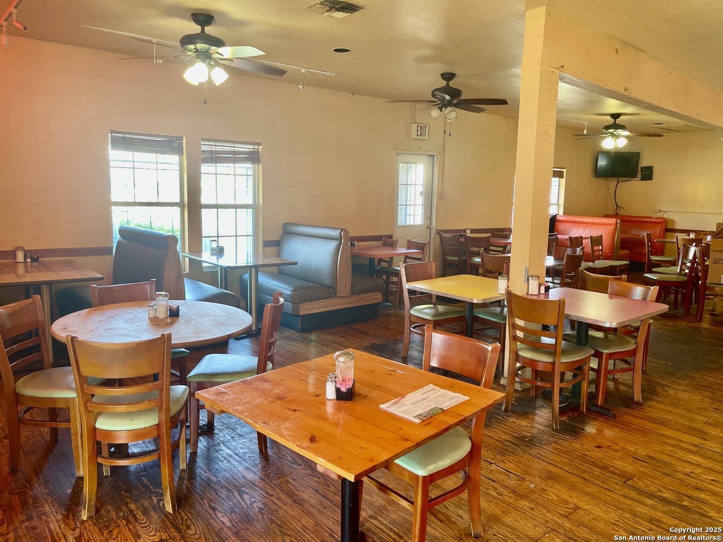 1002 Pleasanton Road San Antonio TX 78214