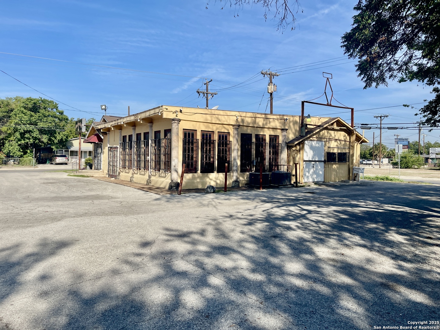 1002 Pleasanton Road San Antonio TX 78214