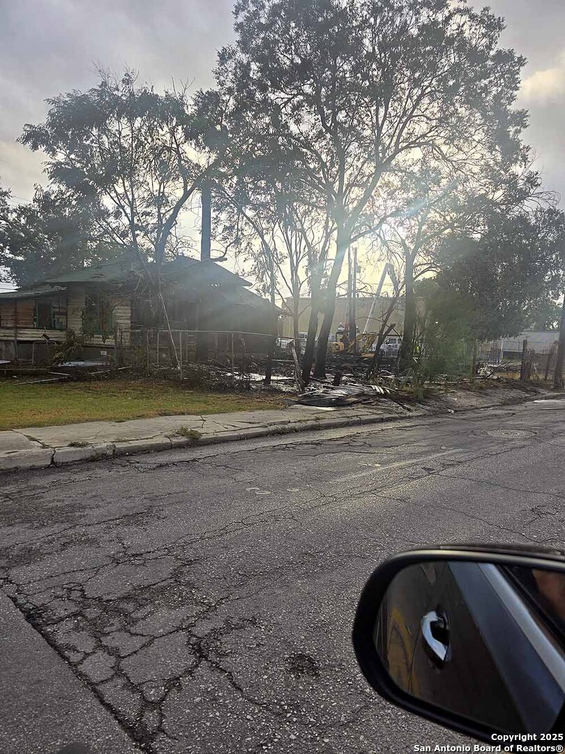 105 Duffield San Antonio TX 78212