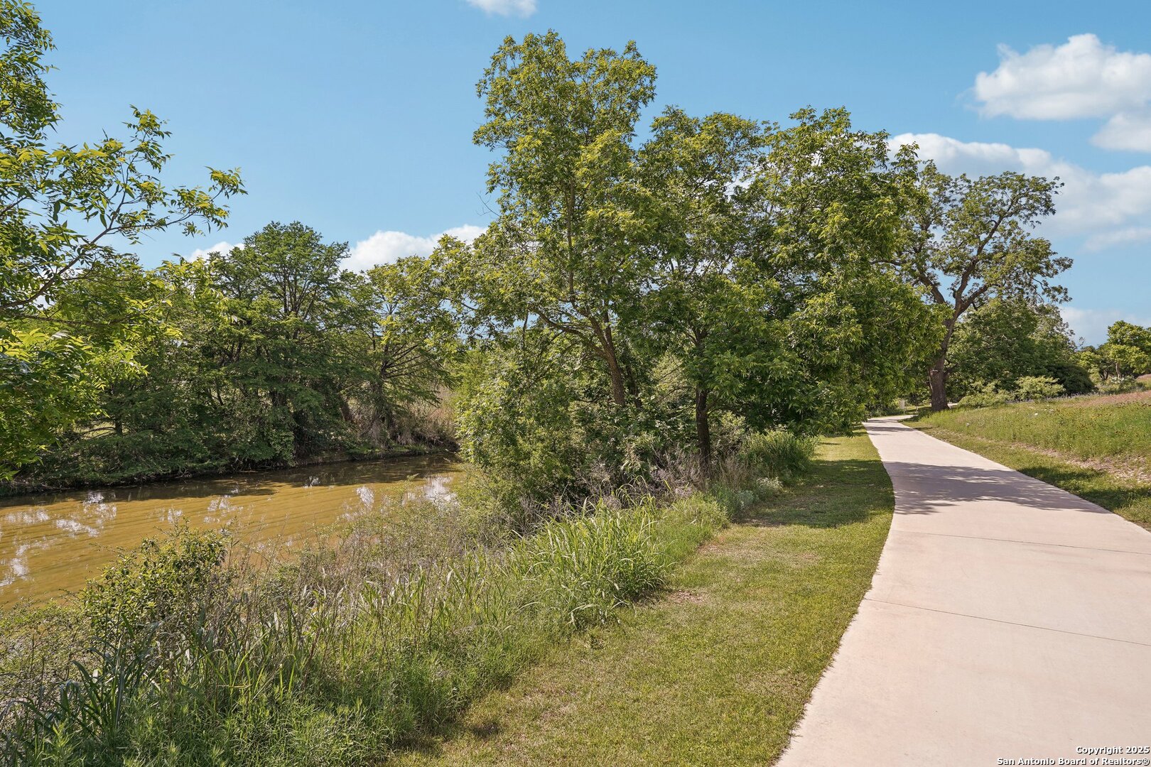 1901 Memorial Kerrville TX 78028