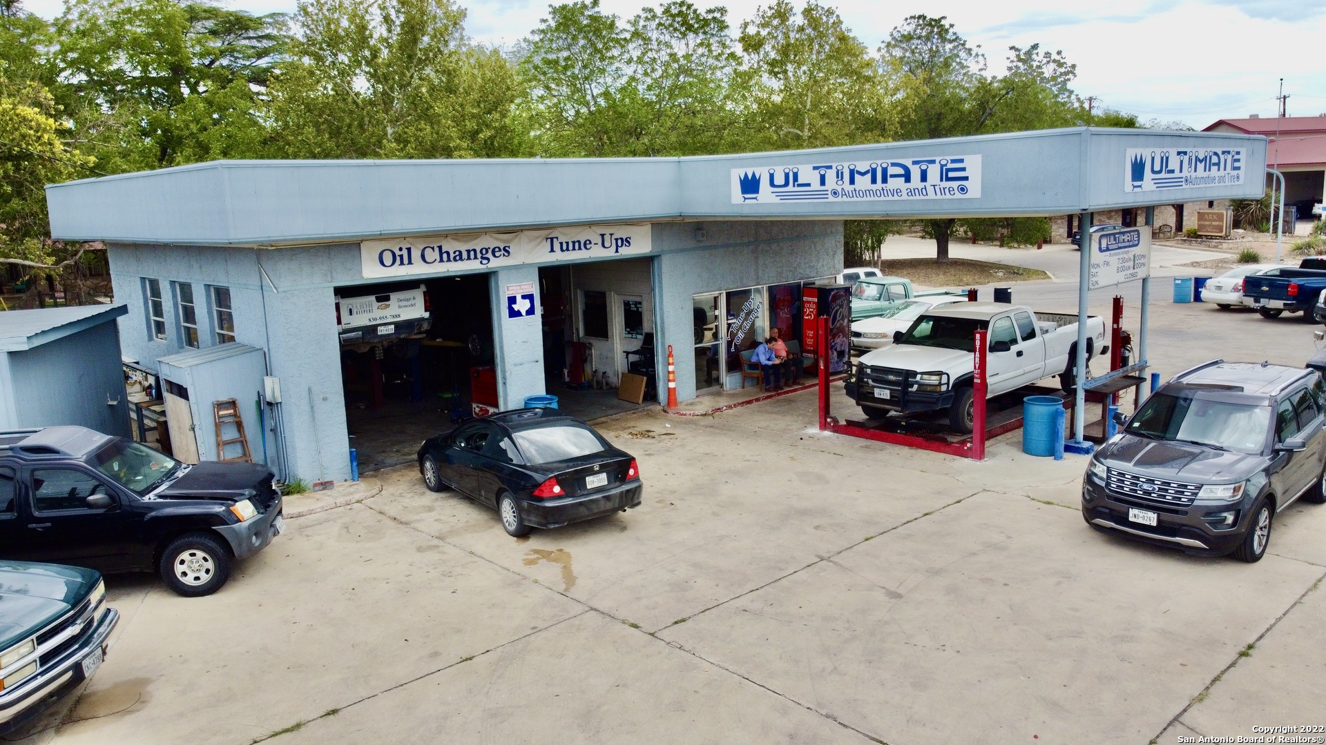 516 Junction Highway Kerrville TX 78028