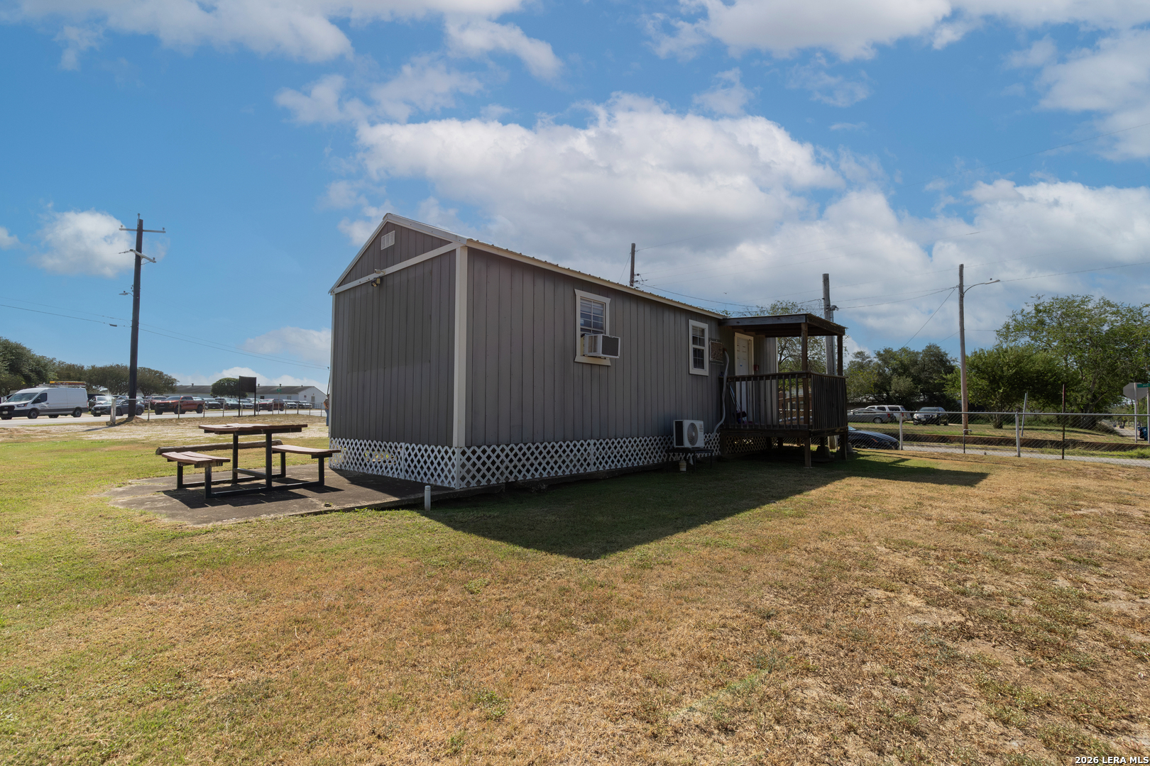 404 N 8th Street Poteet TX 78065