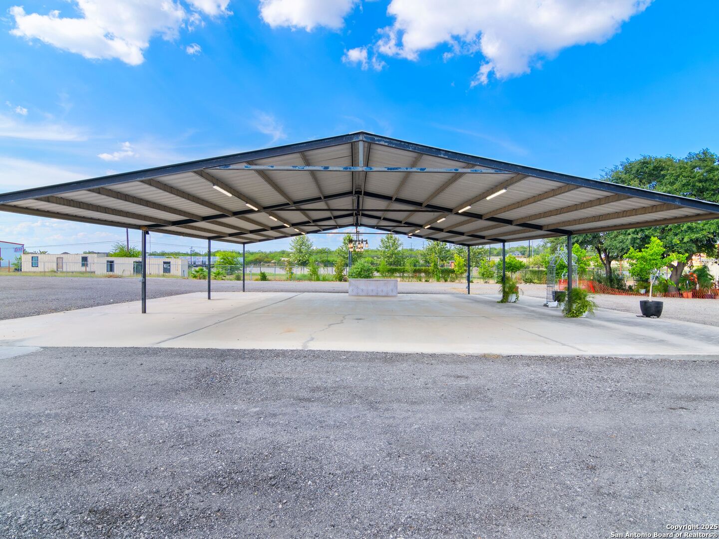 8403 SW Loop 410 San Antonio TX 78242