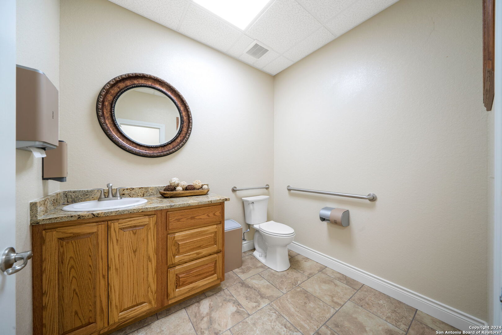 200 N Yule Avenue Charlotte TX 78011