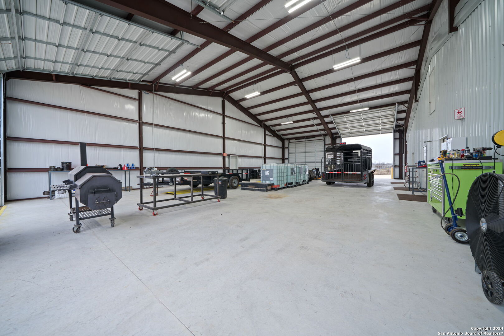 200 N Yule Avenue Charlotte TX 78011