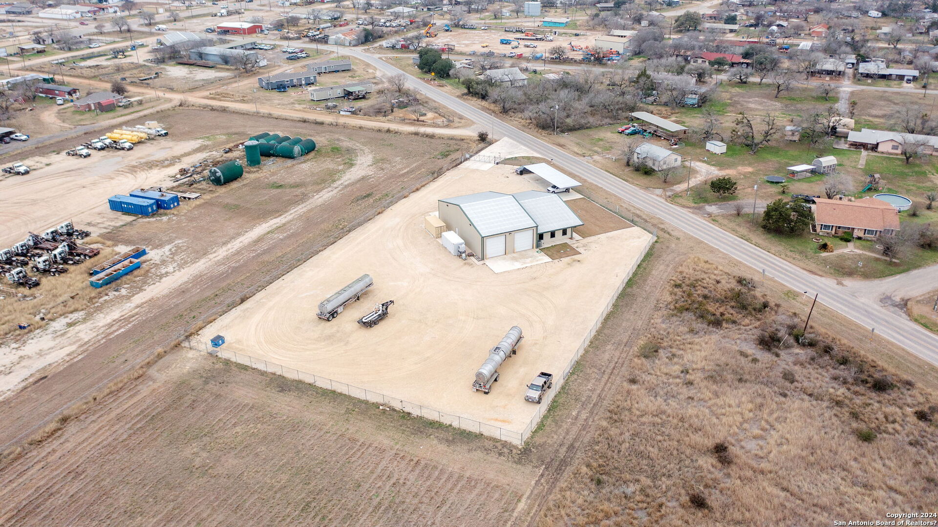 200 N Yule Avenue Charlotte TX 78011