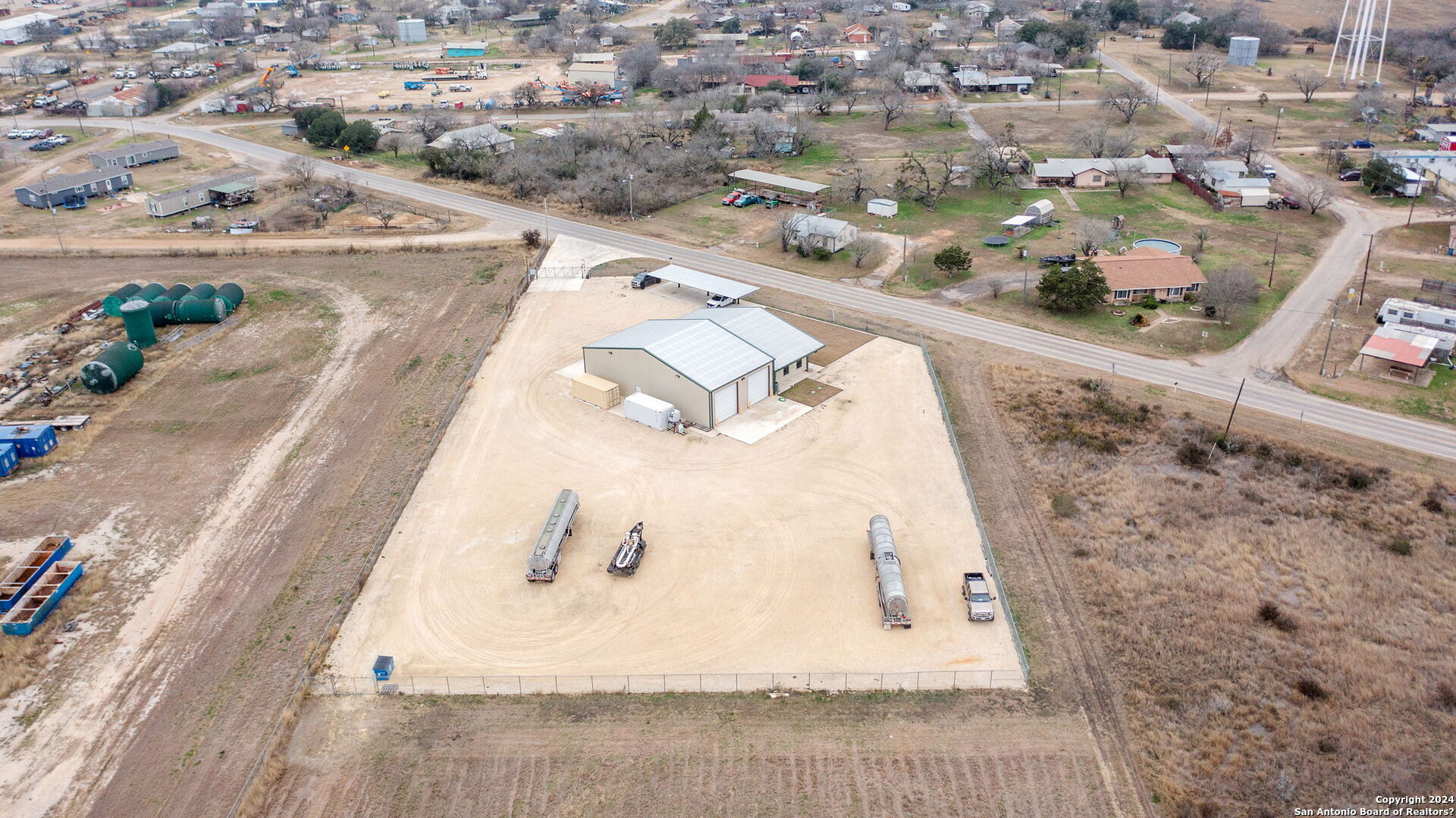 200 N Yule Avenue Charlotte TX 78011