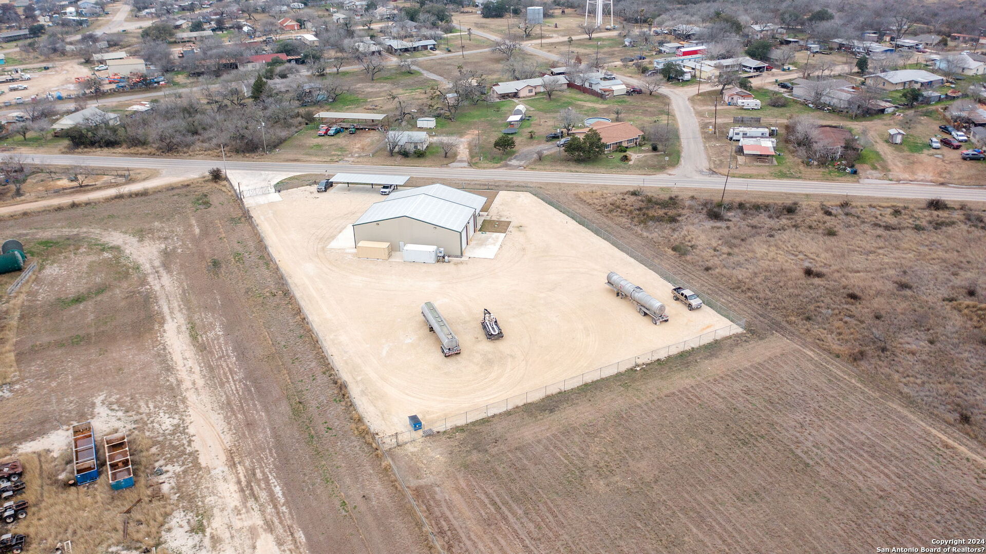 200 N Yule Avenue Charlotte TX 78011