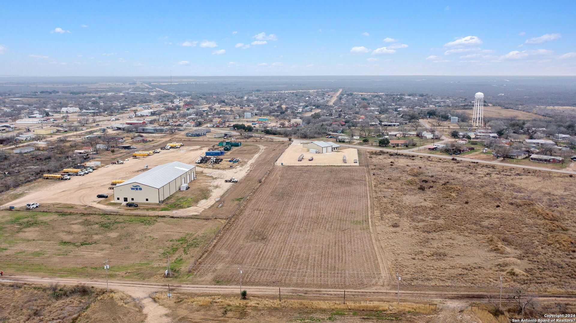 200 N Yule Avenue Charlotte TX 78011