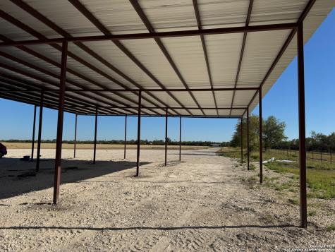 Lot 1 Summerwood Lane La Pryor TX 78872