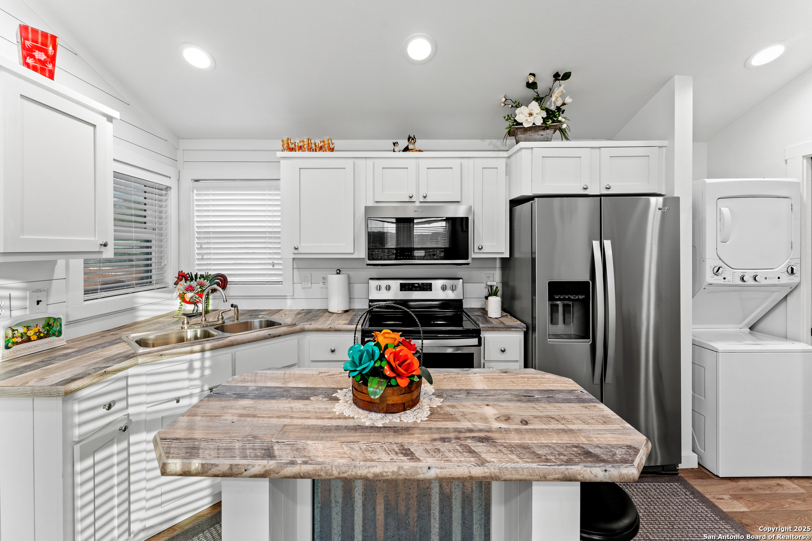 286 State Highway 173 S Bandera TX 78003