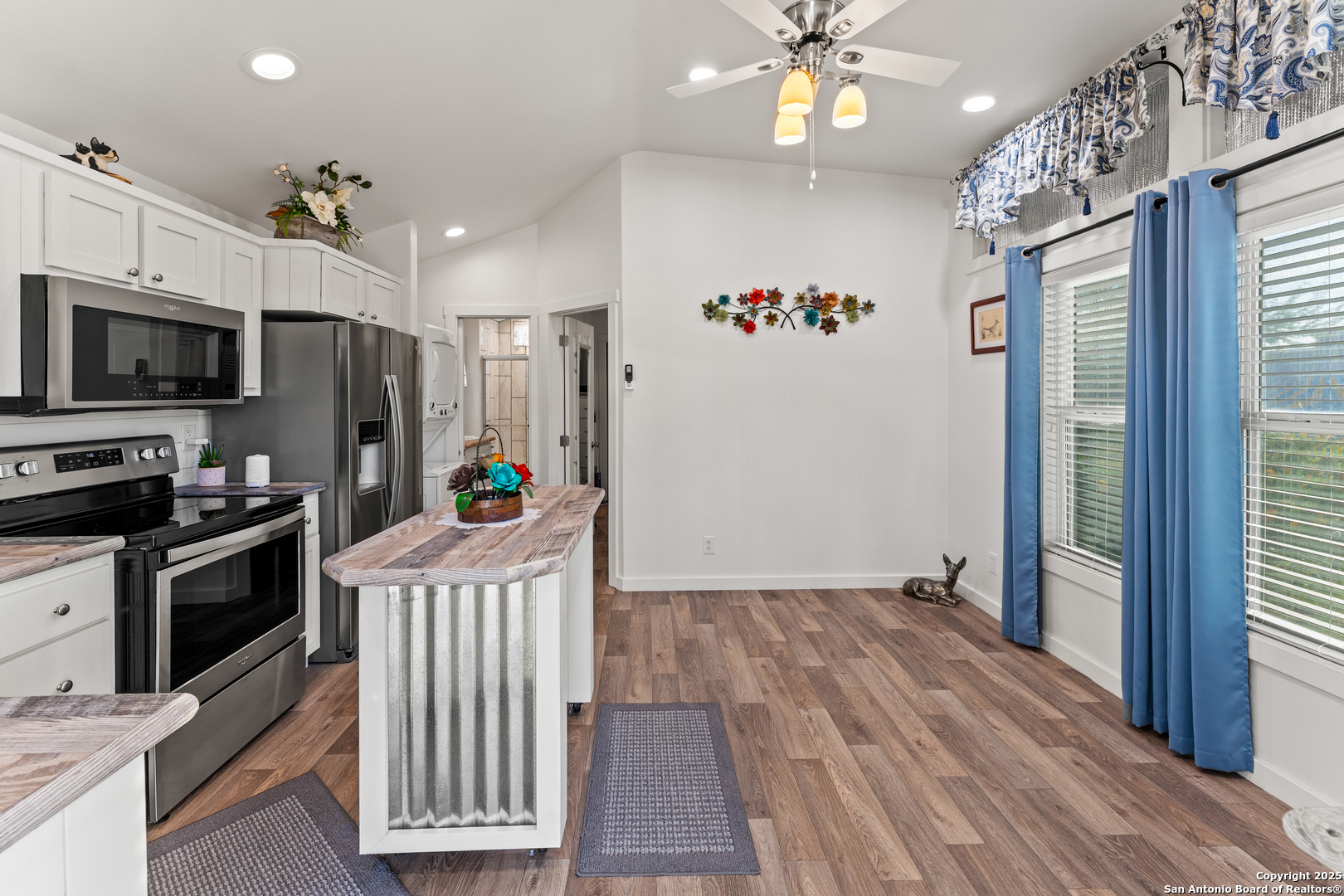 286 State Highway 173 S Bandera TX 78003