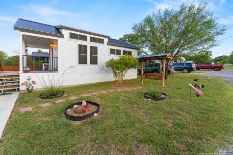 286 State Highway 173 S Bandera TX 78003