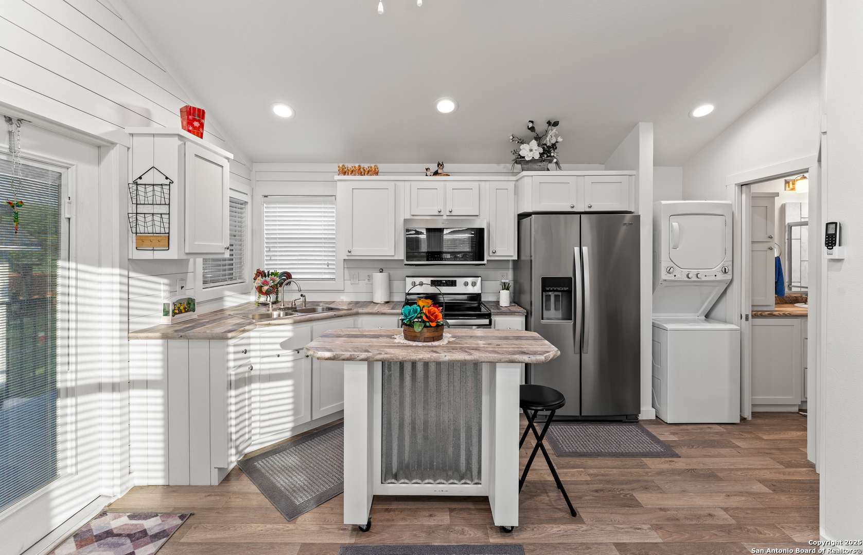 286 State Highway 173 S Bandera TX 78003