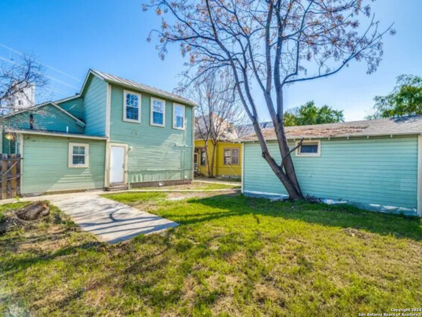 519 N San Marcos San Antonio TX 78207