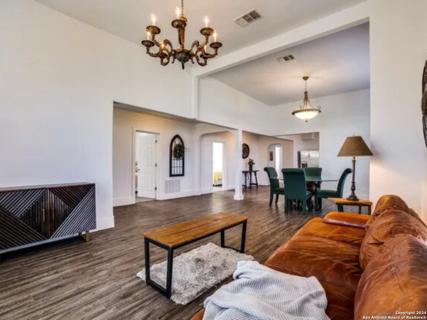 519 N San Marcos San Antonio TX 78207