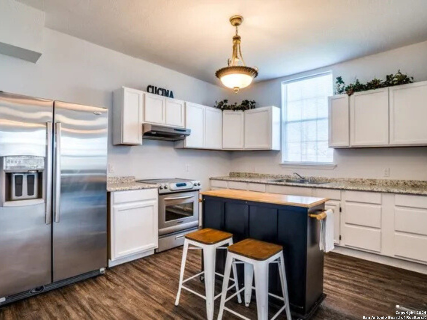 519 N San Marcos San Antonio TX 78207