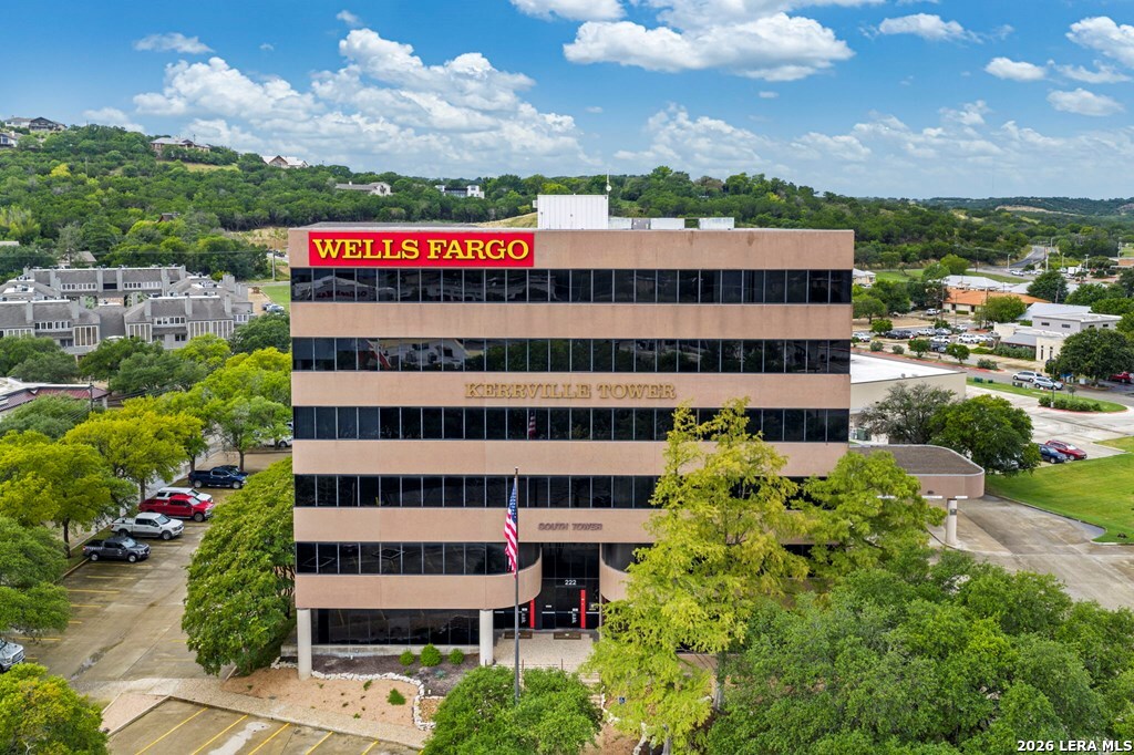 211 Sidney Baker Kerrville TX 78028