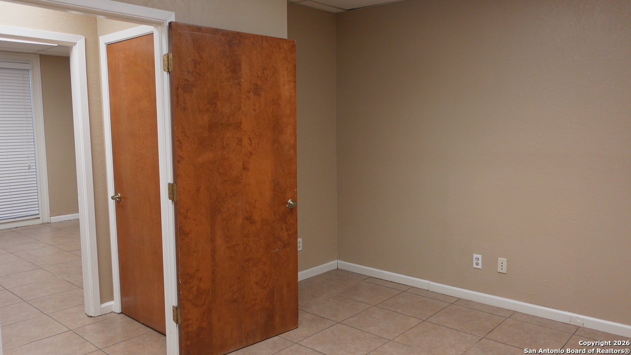 7272 Wurzbach San Antonio TX 78240