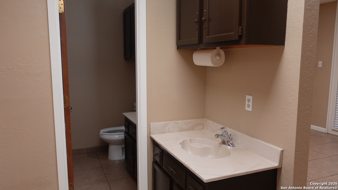 7272 Wurzbach San Antonio TX 78240