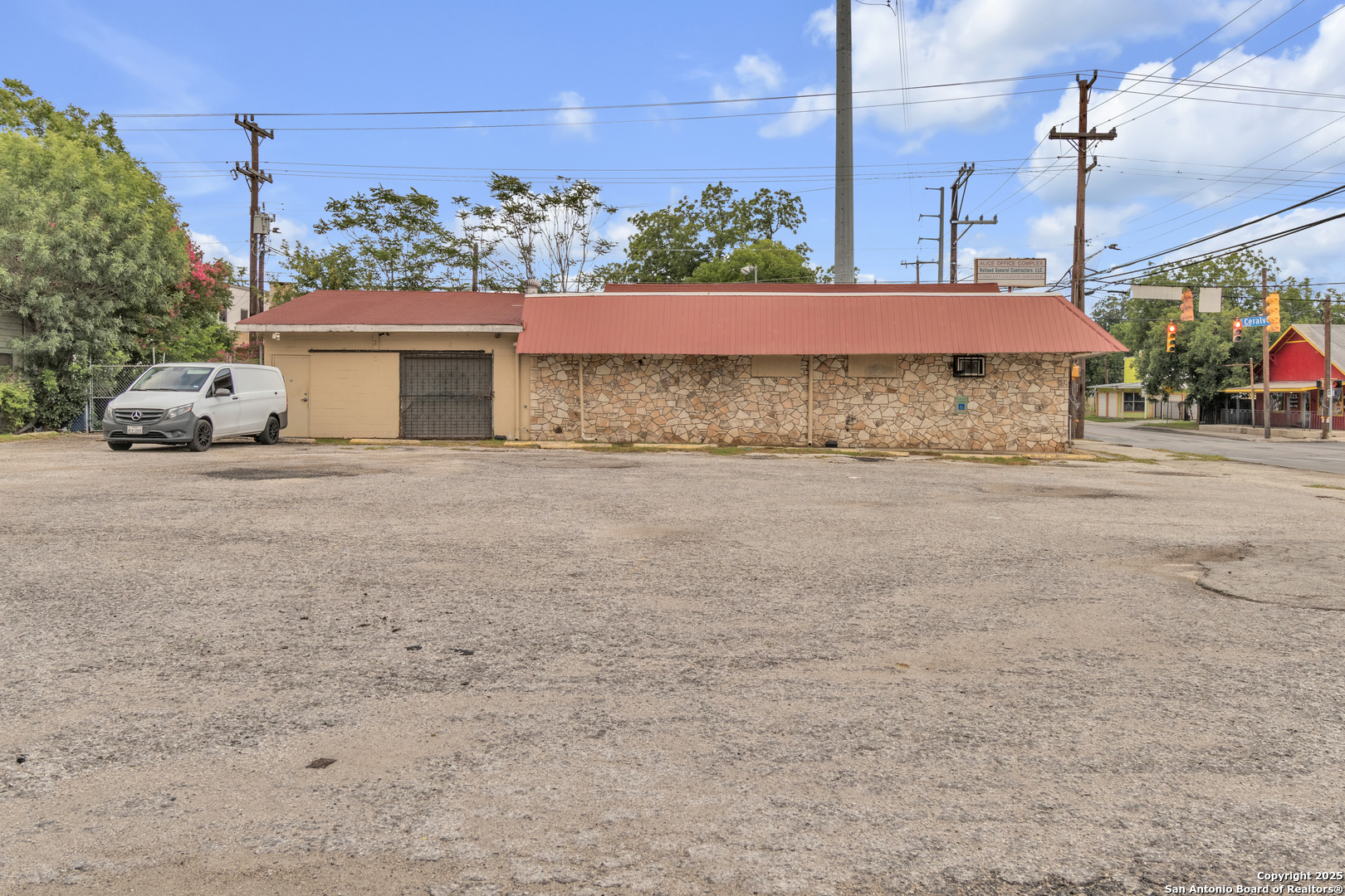 601 Cupples Road San Antonio TX 78237