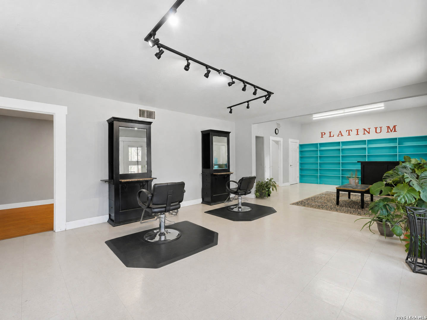 812 N Llano Street Fredericksburg TX 78624