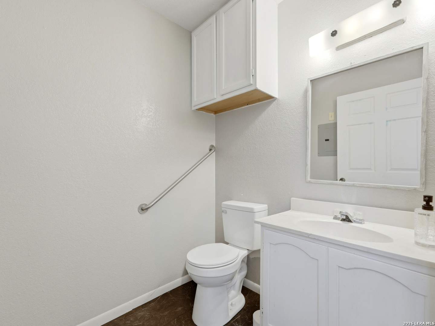 812 N Llano Street Fredericksburg TX 78624