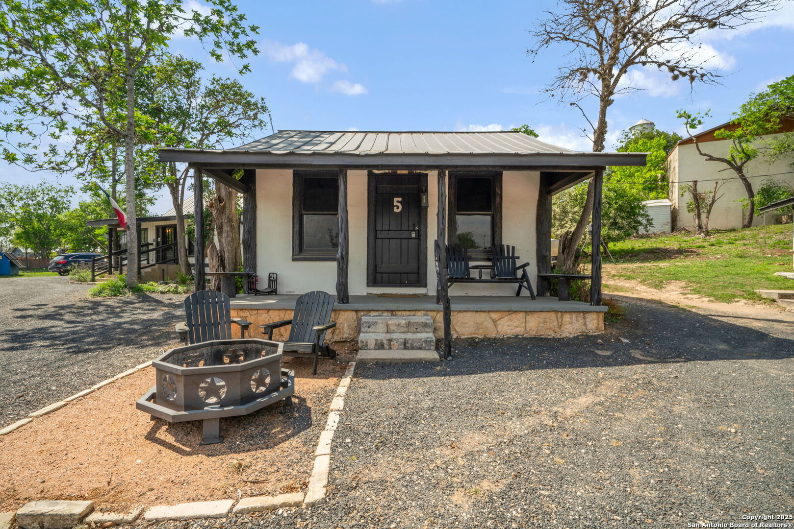 1103 Maple Bandera TX 78003